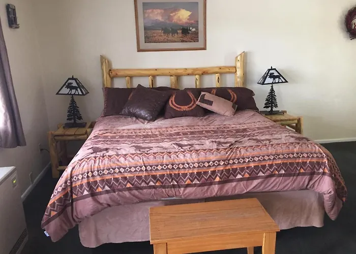 Rocky Mountain Hotel